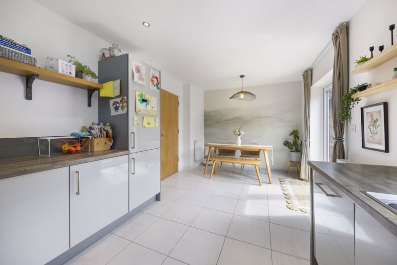 Comley Crescent